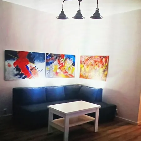 Pelc Homes Apartman *